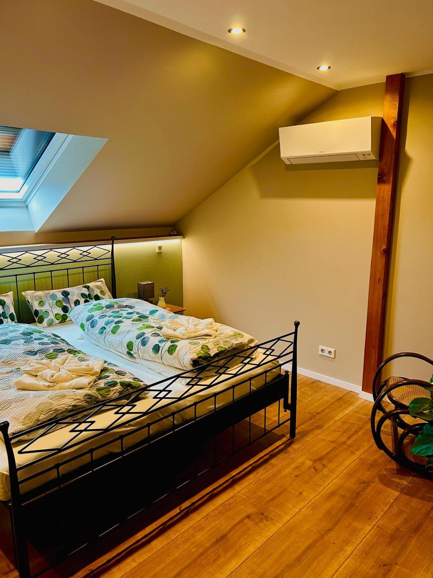 Ferienwohnung "Bei Freunden" Naumburg  Zewnętrze zdjęcie